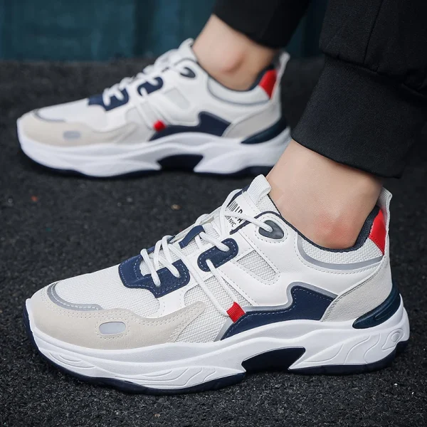 Men's fashion sports casual shoes breathable four seasons soft soled comfortable outdoor running shoes student lace up sneakers - Image 3